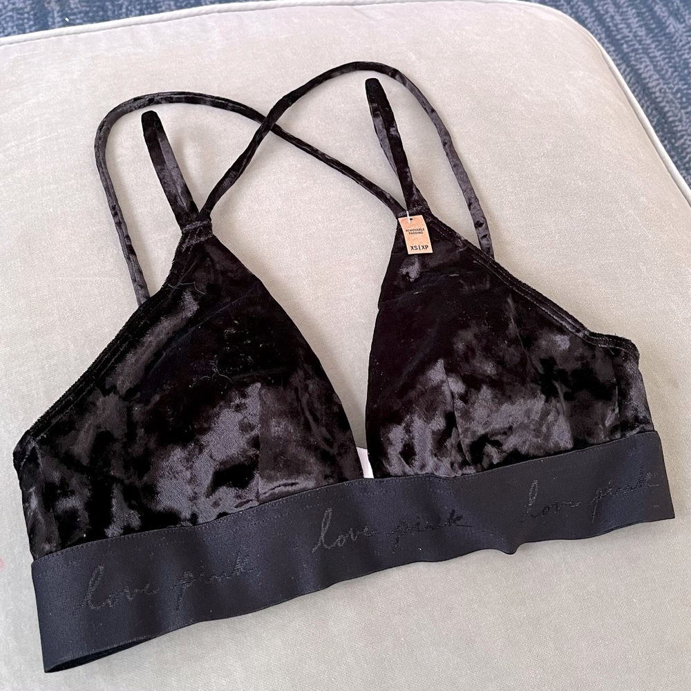 Victoria’s Secret Pink Bra, size XS.